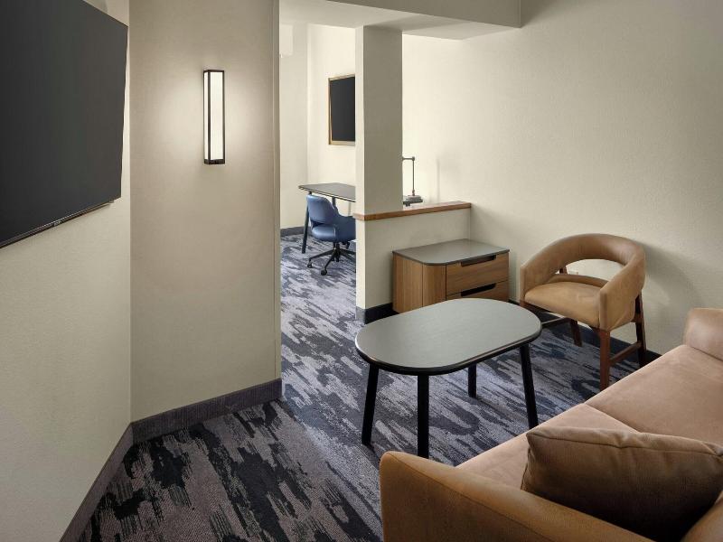 Fairfield Inn Suites Clovis image
