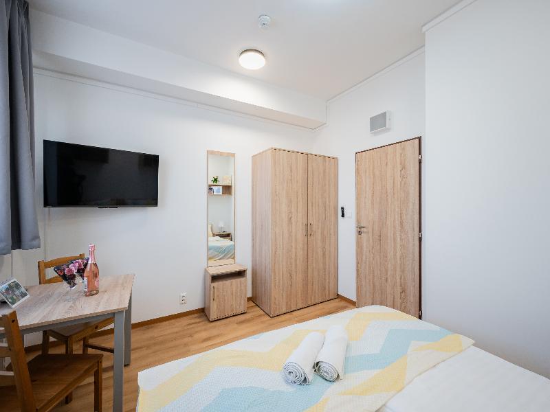 University Hotel image