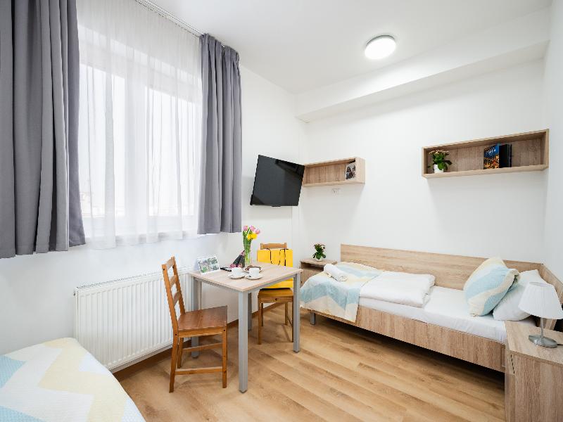 University Hotel image