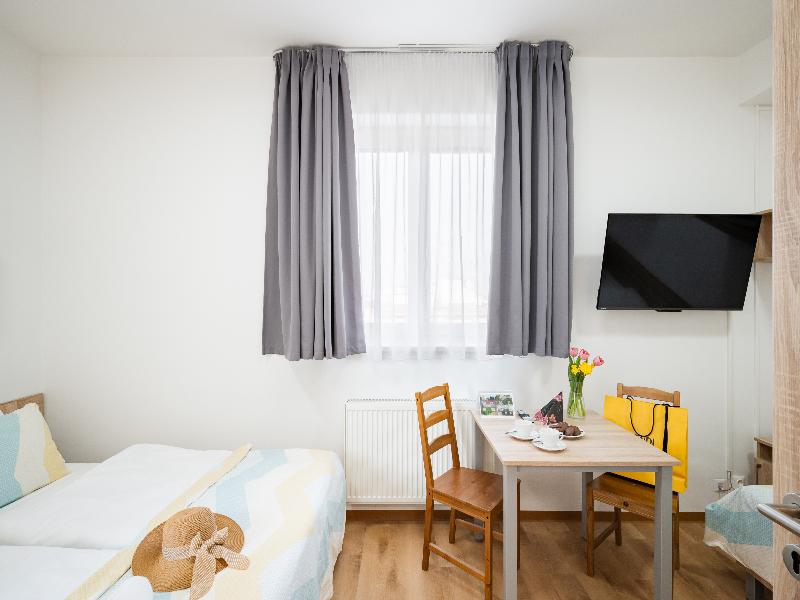 University Hotel image