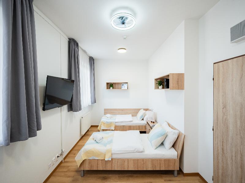 University Hotel image