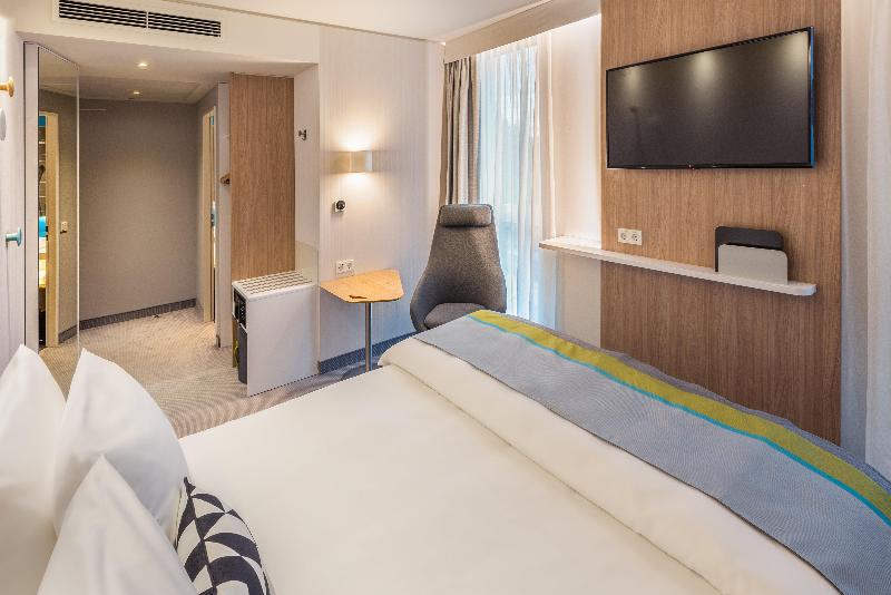 Holiday Inn Express Erlangen photo 14