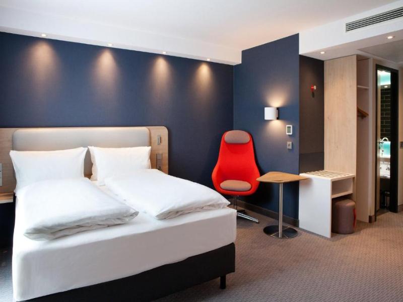 Holiday Inn Express Saarbrucken image