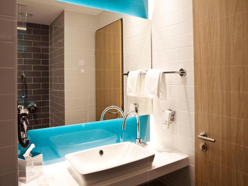 Holiday Inn Express Ringsheim image