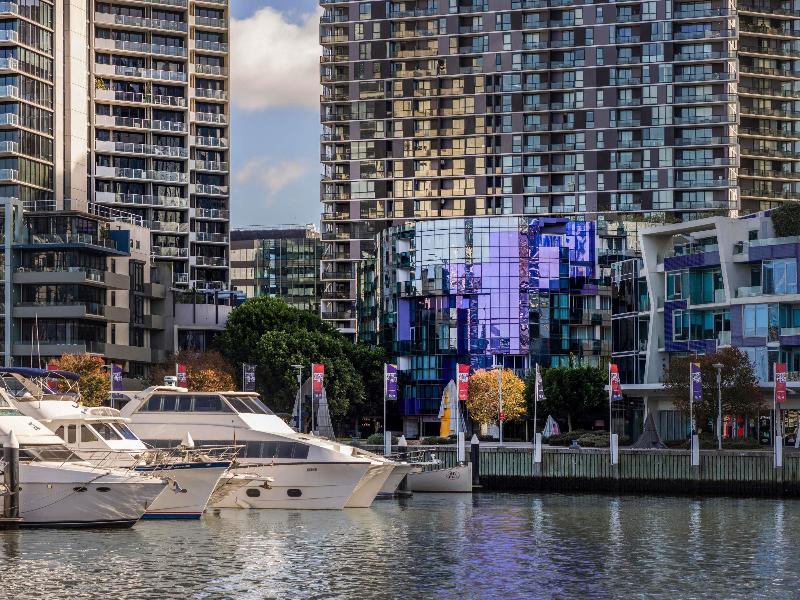 The Sebel Melbourne Docklands image
