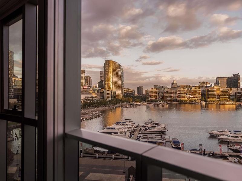 The Sebel Melbourne Docklands image