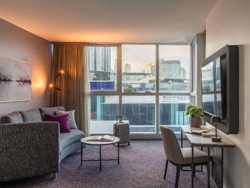 The Sebel Melbourne Docklands image