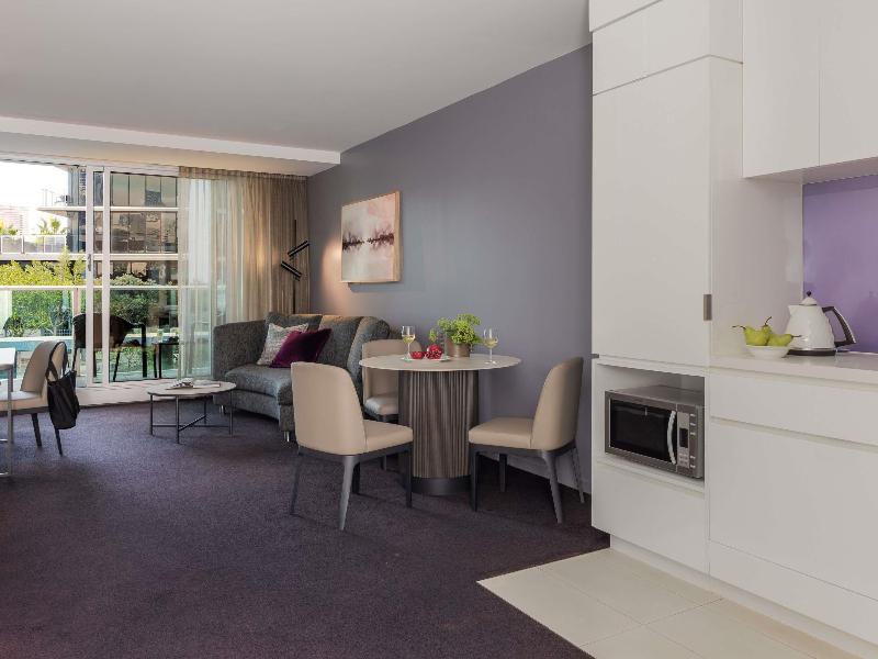 The Sebel Melbourne Docklands image
