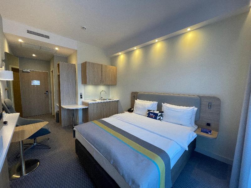 Holiday Inn Express Merzig image