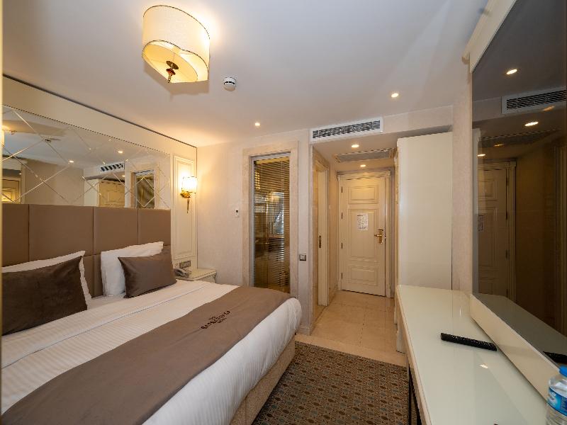 The Barbarossa Hotel image