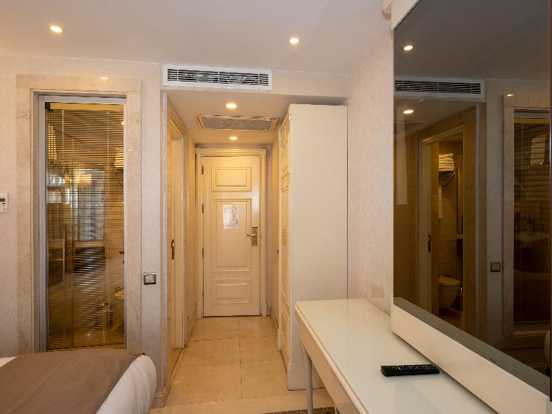 The Barbarossa Hotel image