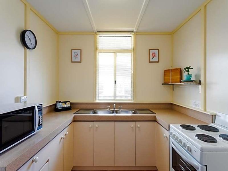 Park Avenue Holiday Units image