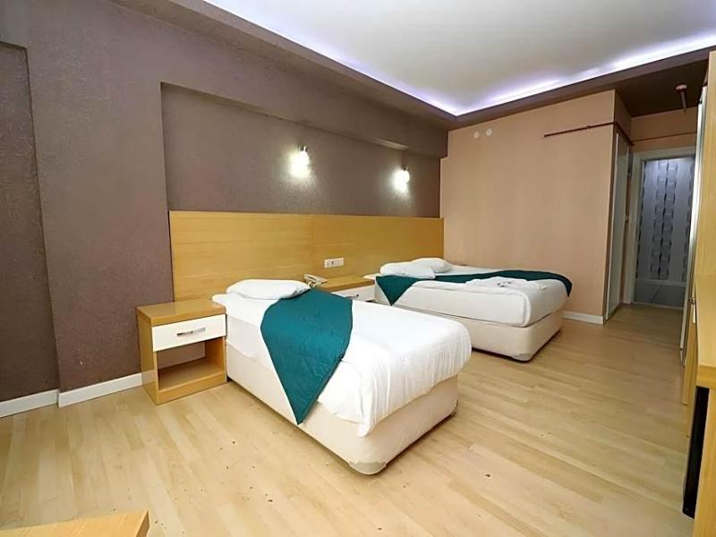 Peracity Hotel image