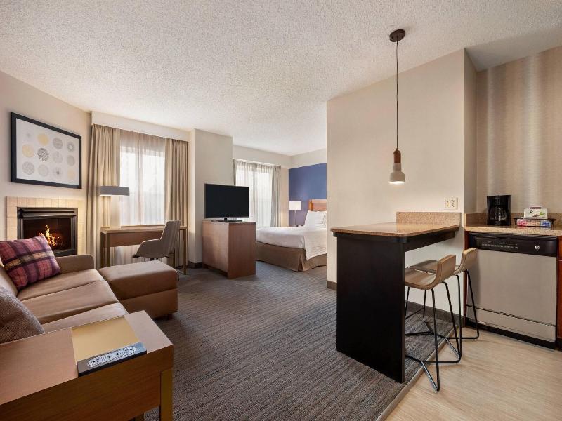 Residence Inn Baltimore White Marsh image