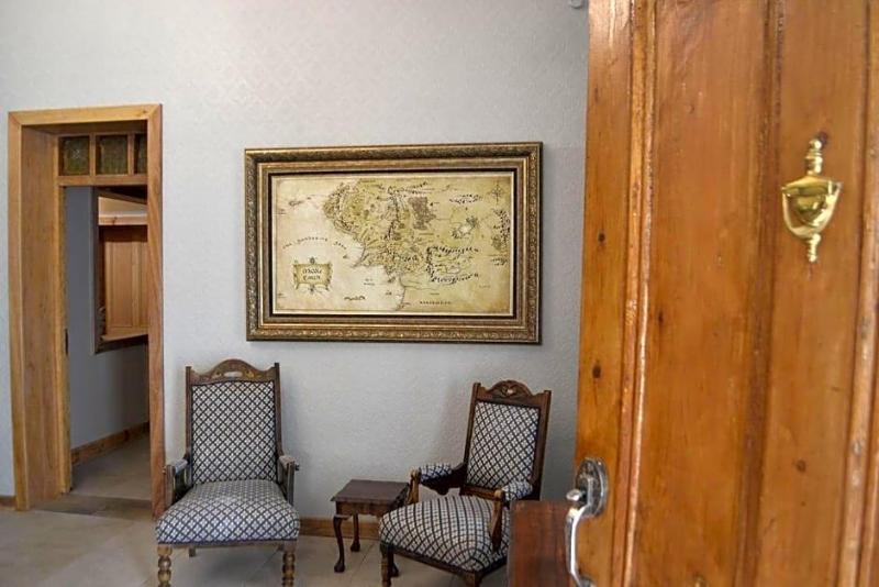Hobbit Boutique Hotel image