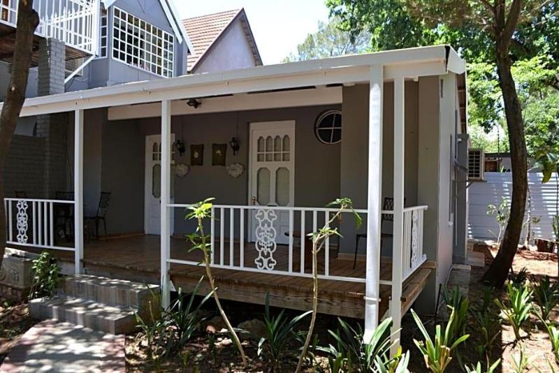 Hobbit Boutique Hotel image