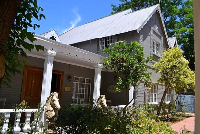 Hobbit Boutique Hotel image