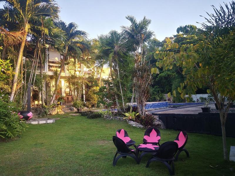 La Pernela Resort image