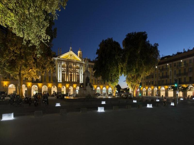 Le Geneve image