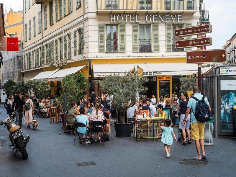Le Geneve image