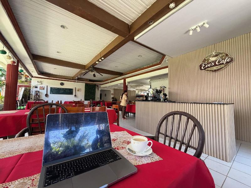 New Eve S Kiosk Dive Resort image
