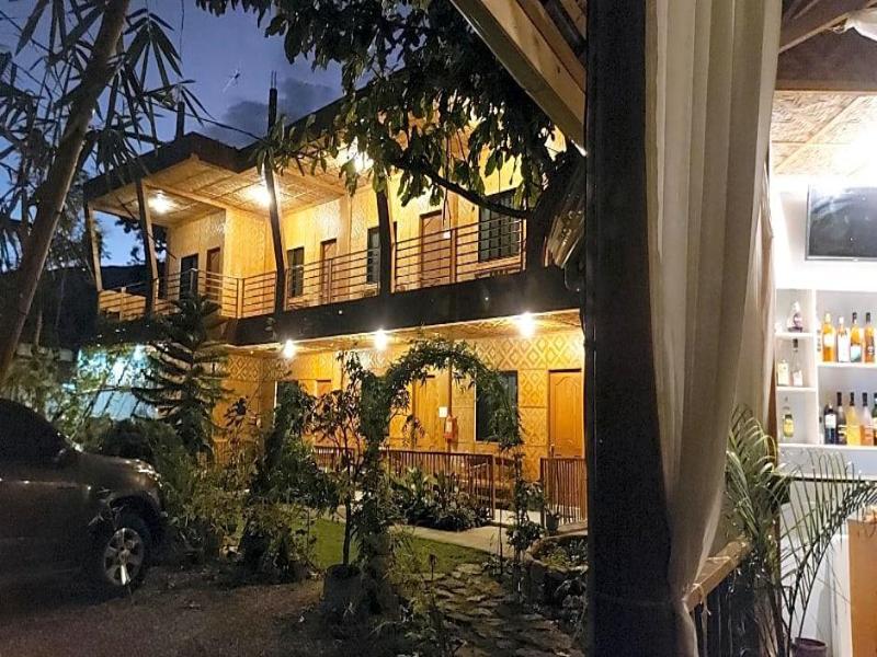 New Village Lodge image