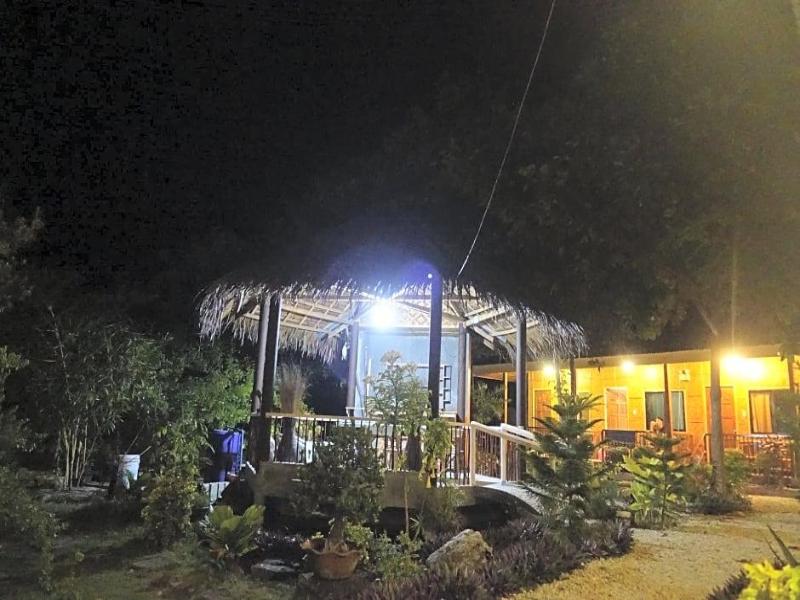 New Village Lodge image