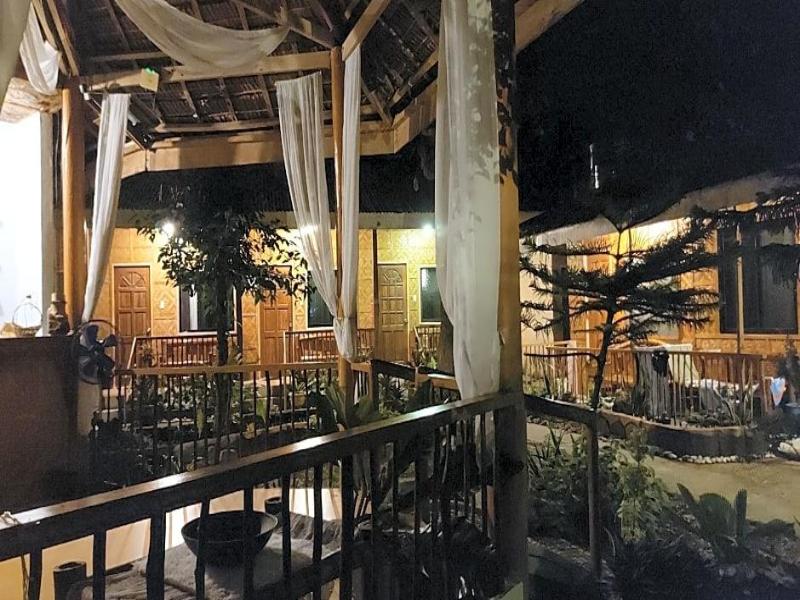 New Village Lodge image