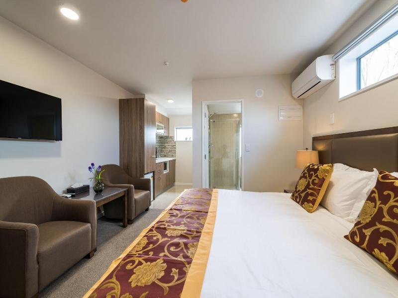Golden Star Motel image