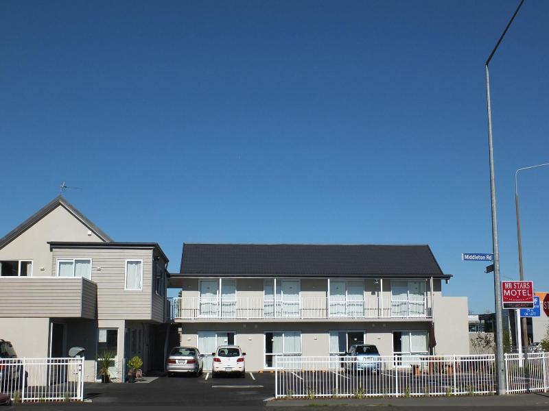 101 Stars Motel image