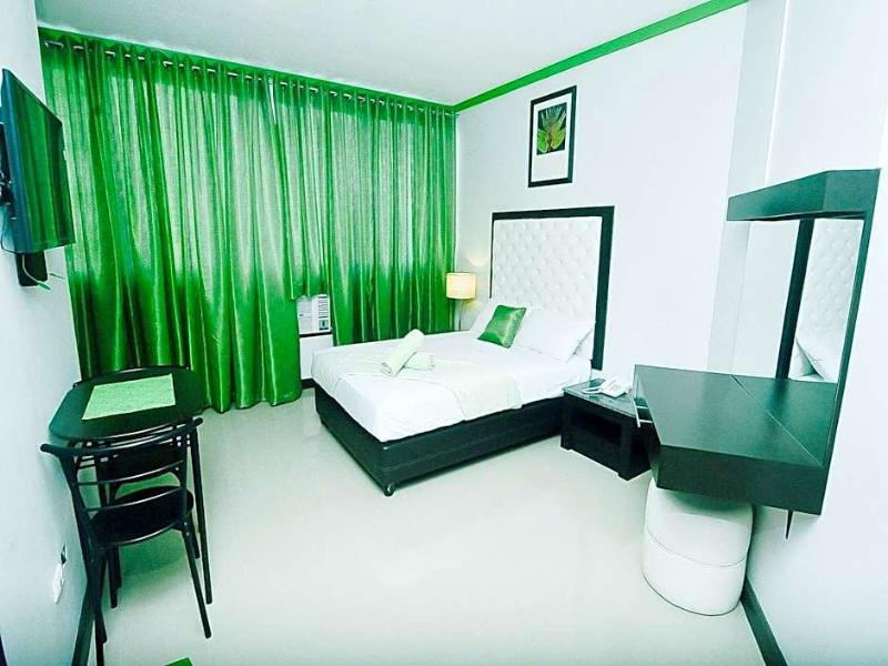 Green Banana Business Hotel image