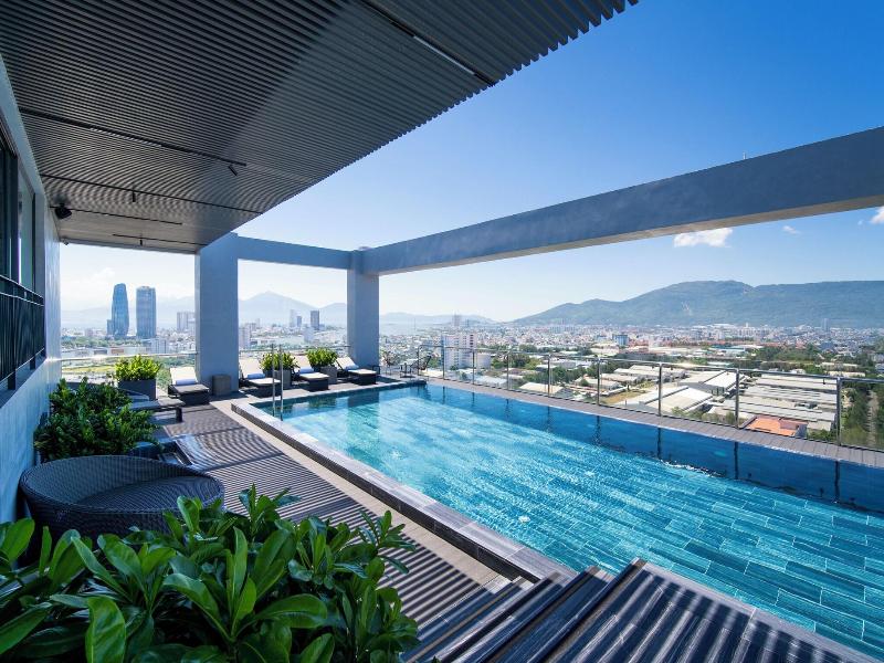 Luxtery Hotel image