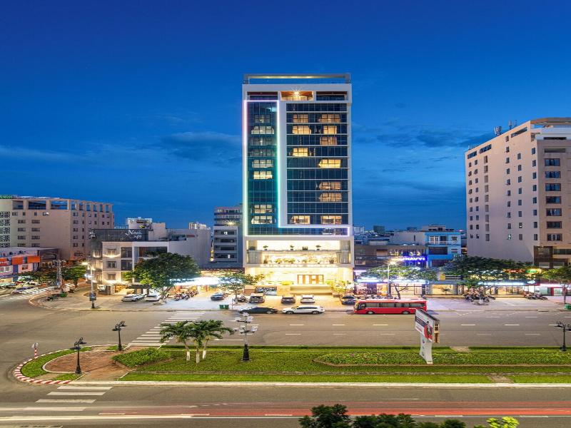 Luxtery Hotel image