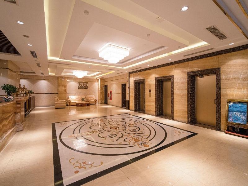 Luxtery Hotel image