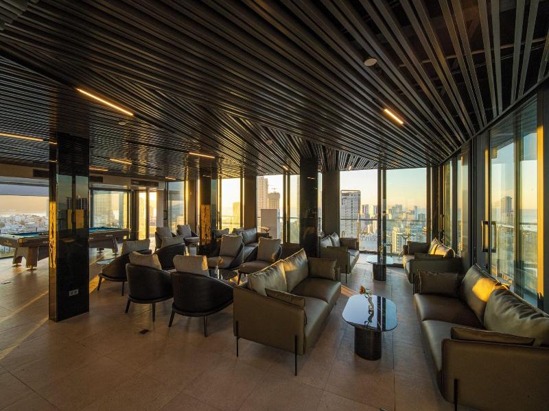 Luxtery Hotel image