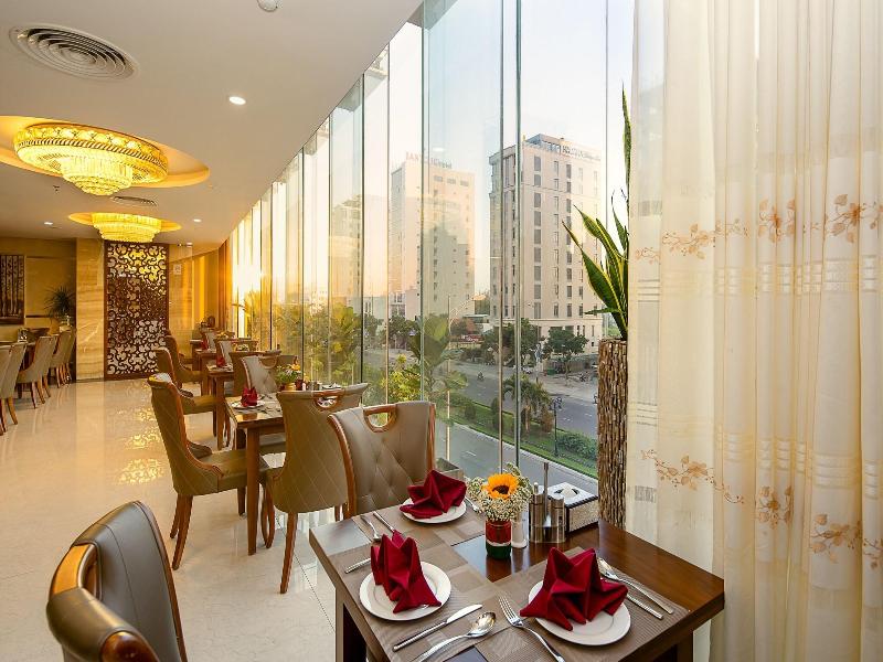 Luxtery Hotel image