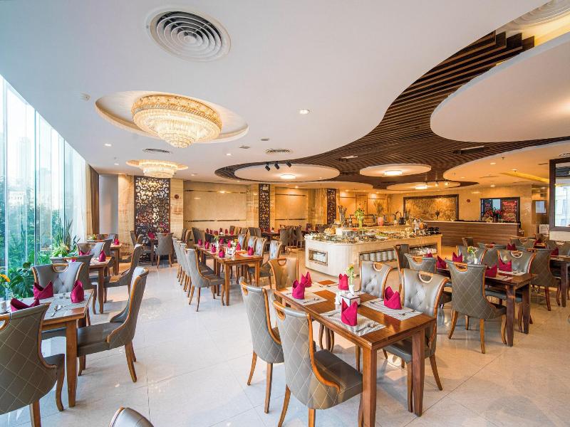 Luxtery Hotel image