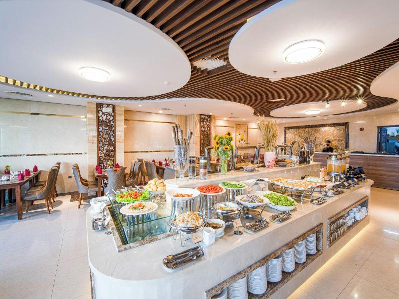 Luxtery Hotel image