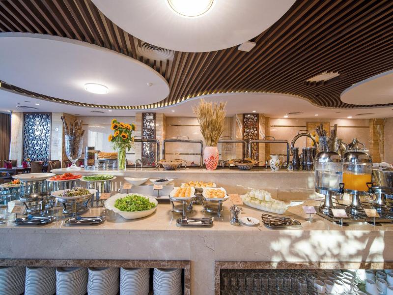 Luxtery Hotel image