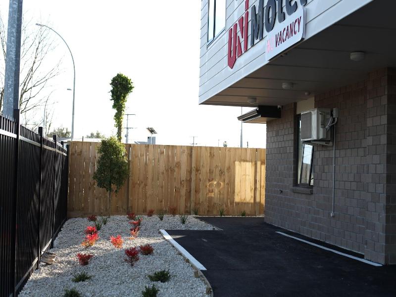 Uni Motel