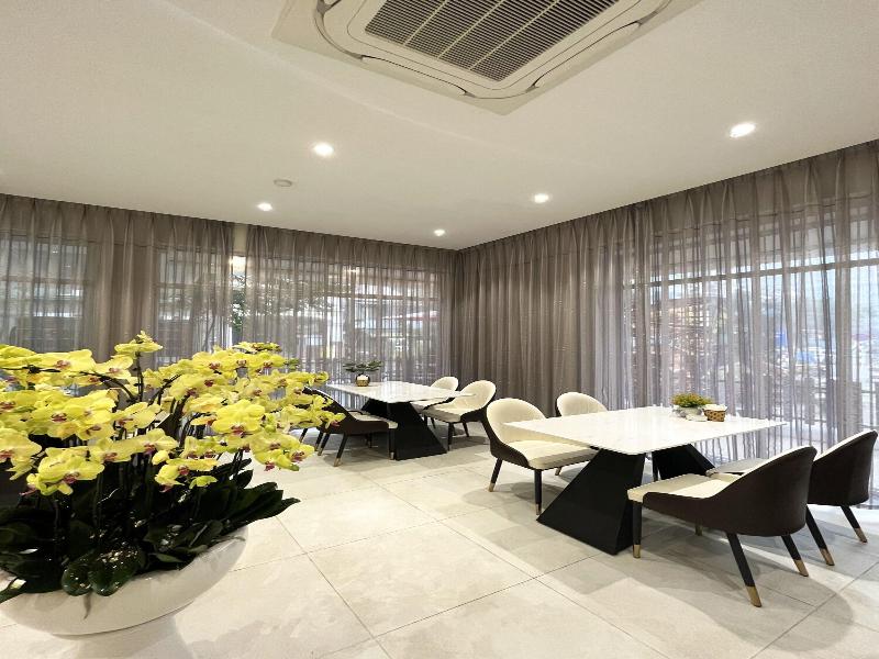 Mango Hotel Le Duan image