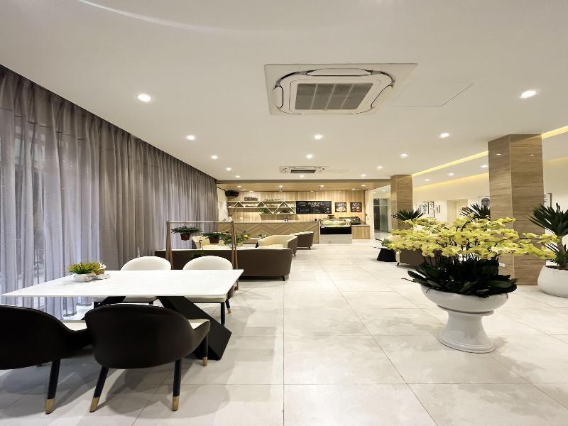 Mango Hotel Le Duan image