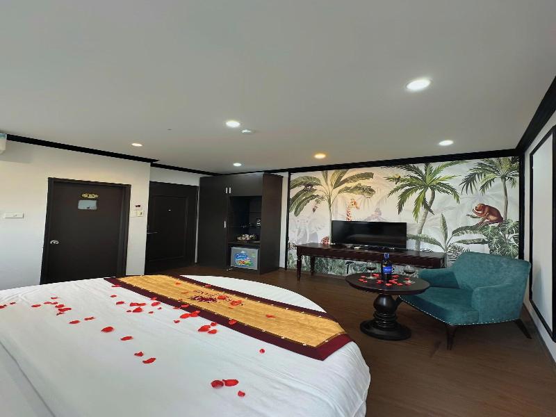 Sunrise Hanoi Hotel image