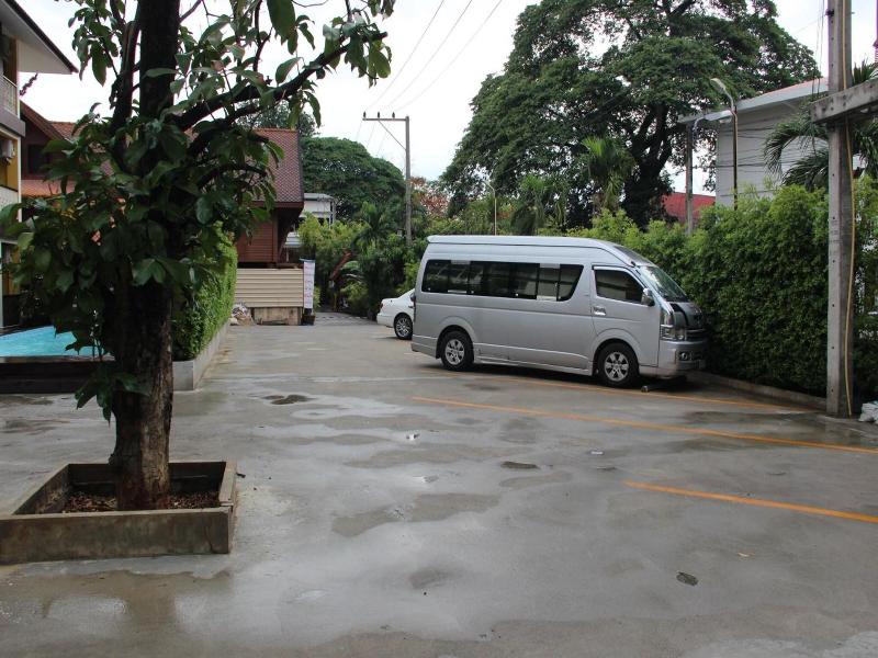 Zen Rooms Mon Muang