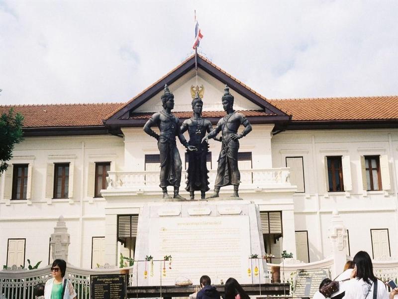 Khunluang Hostel