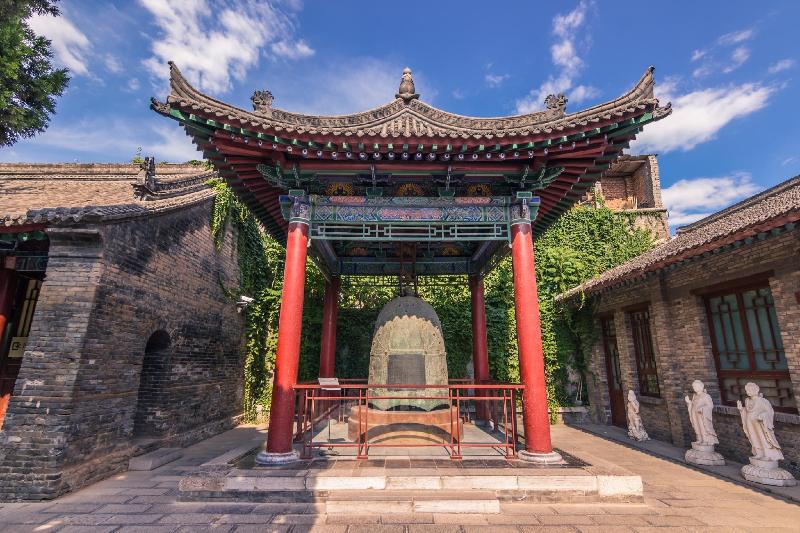 Iu Hotel Chongqing Longtou Temple North Railway St