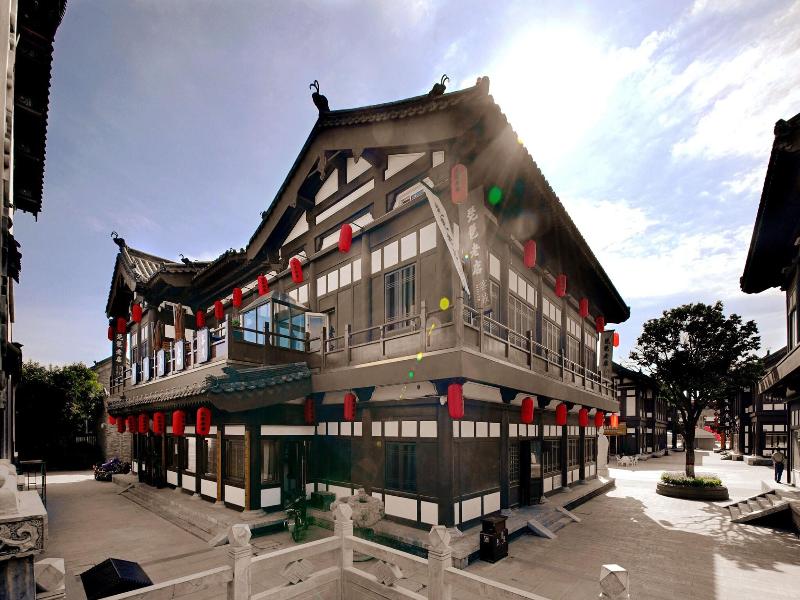 Pi Pa Hotel image