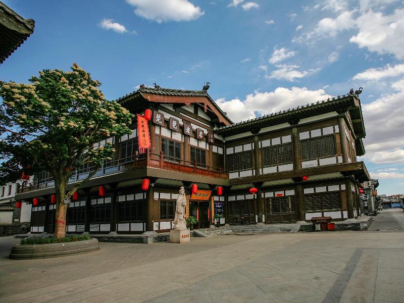 Pi Pa Hotel image