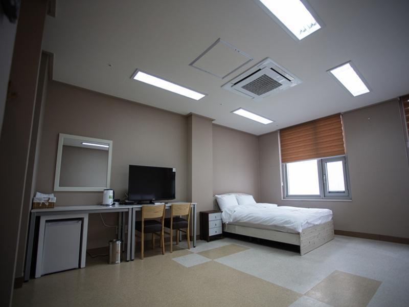 Maxtyle Guesthouse Dongdaemun image