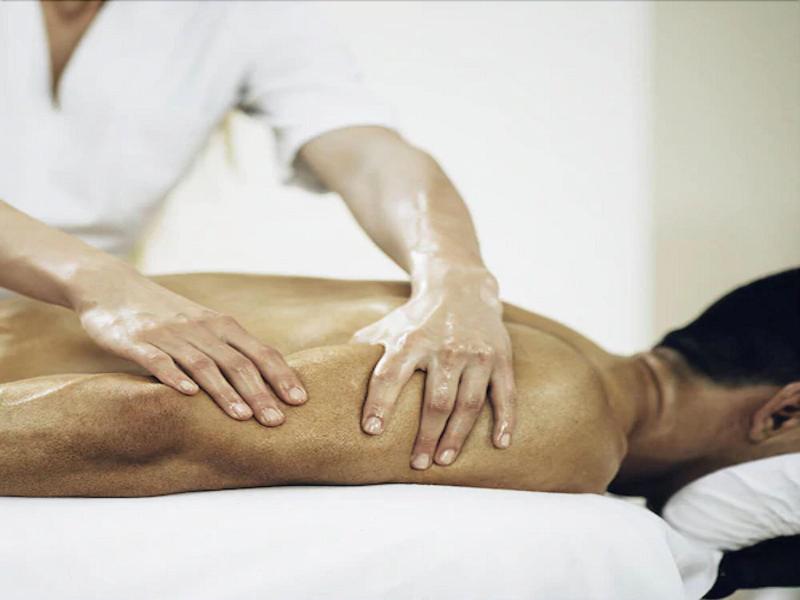 Lido De Paris Hotel image